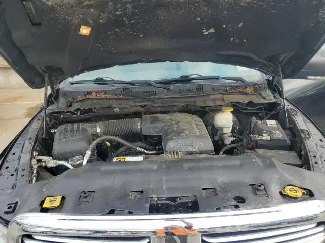 2017 RAM 1500 SLT  
