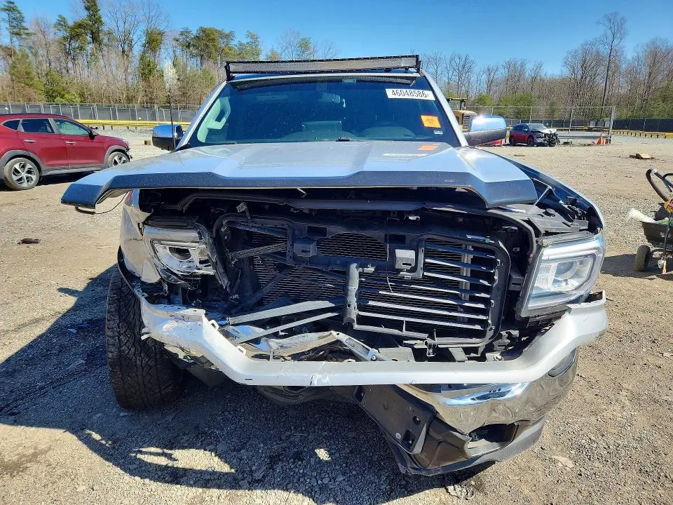 2018 GMC SIERRA K1500 SLT  