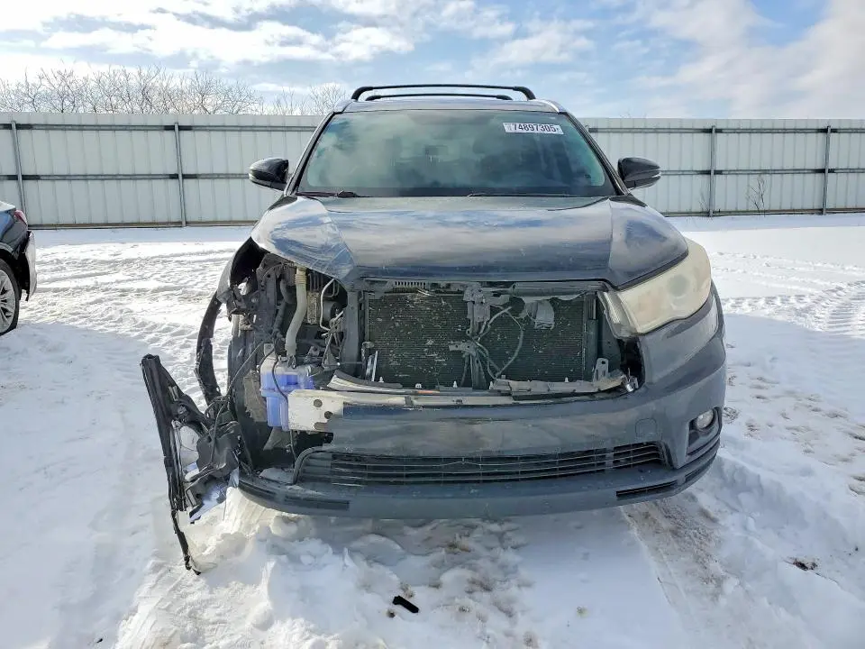 2015 TOYOTA HIGHLANDER XLE  