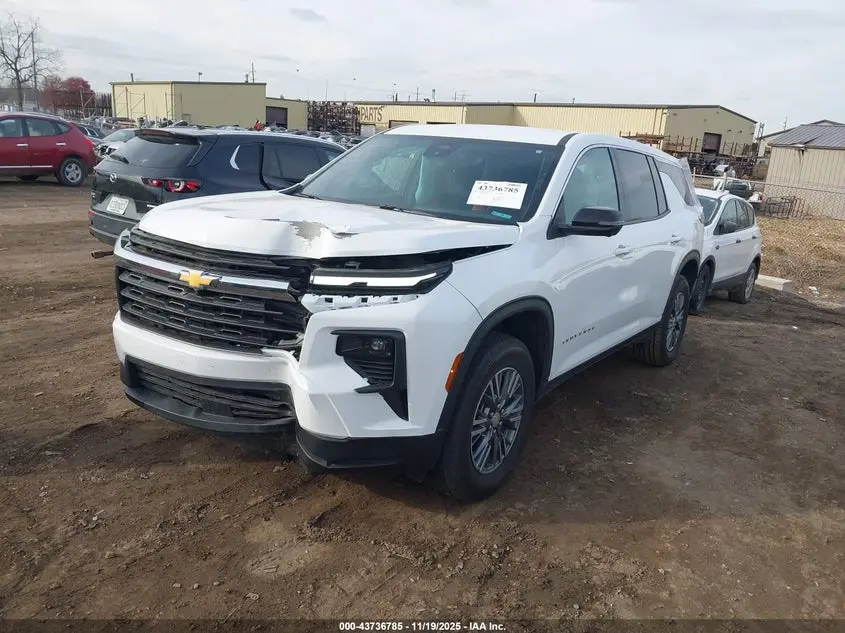 2024 CHEVROLET TRAVERSE FWD LS
