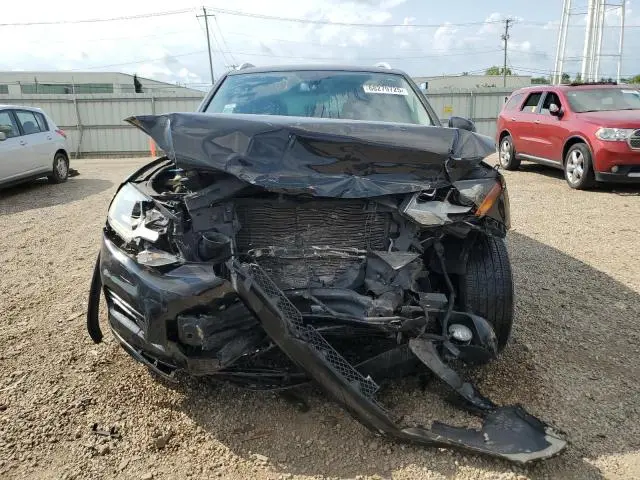 2011 VOLKSWAGEN TOUAREG V6  