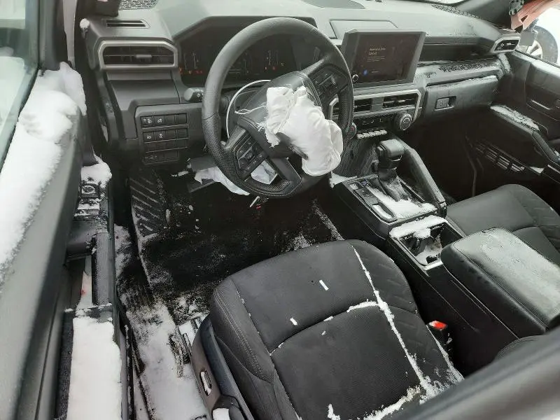 2025 TOYOTA TACOMA SR  
