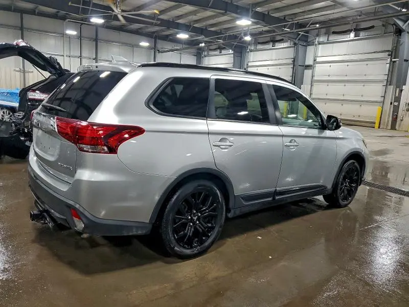 2018 MITSUBISHI OUTLANDER SE  