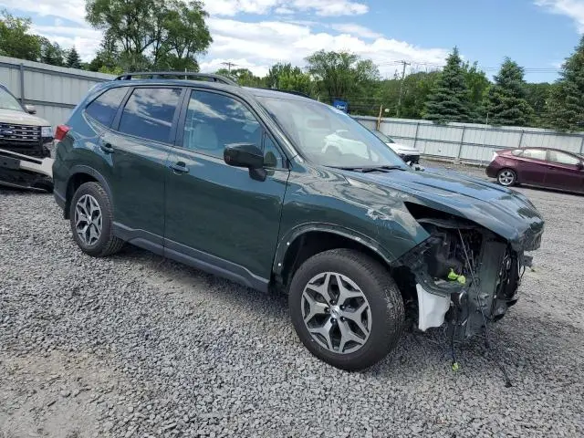 2023 SUBARU FORESTER PREMIUM  