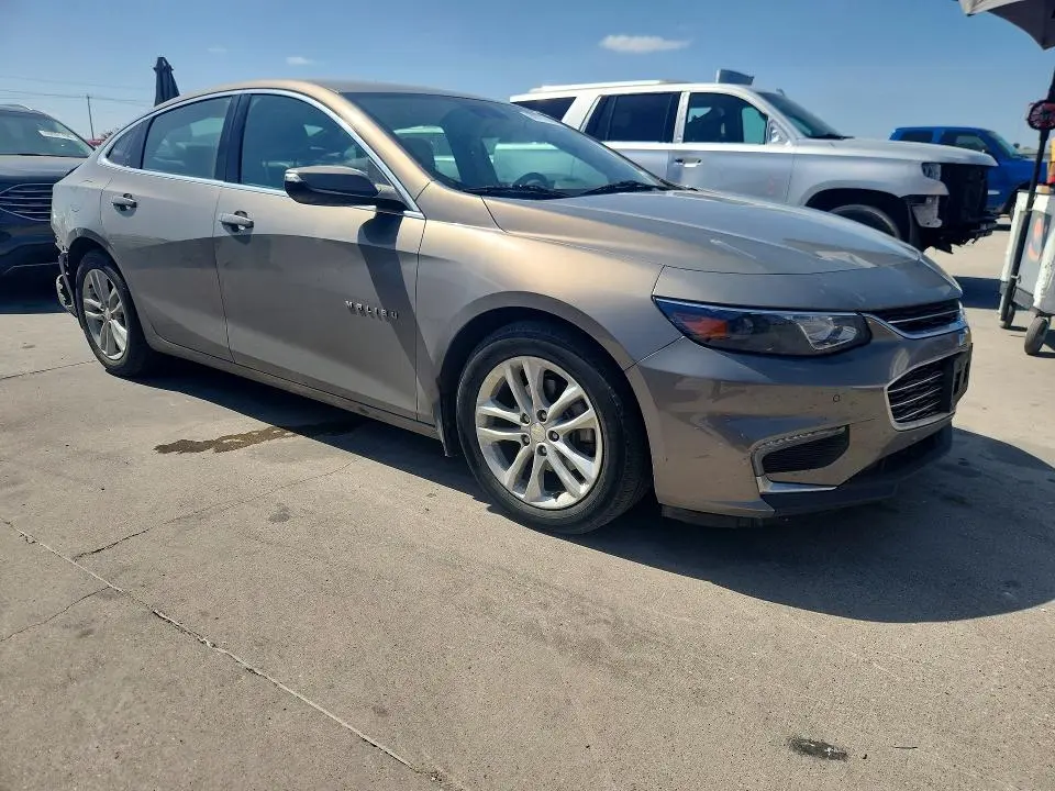 2017 CHEVROLET MALIBU LT  
