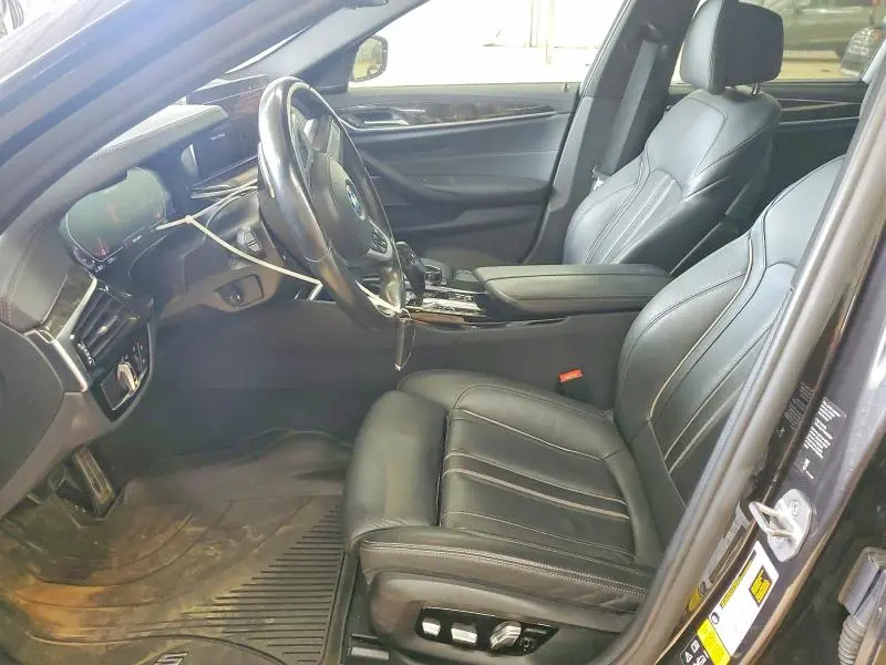 2022 BMW M550XI   
