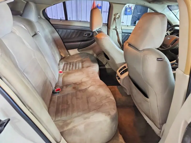 2012 FORD TAURUS SE  