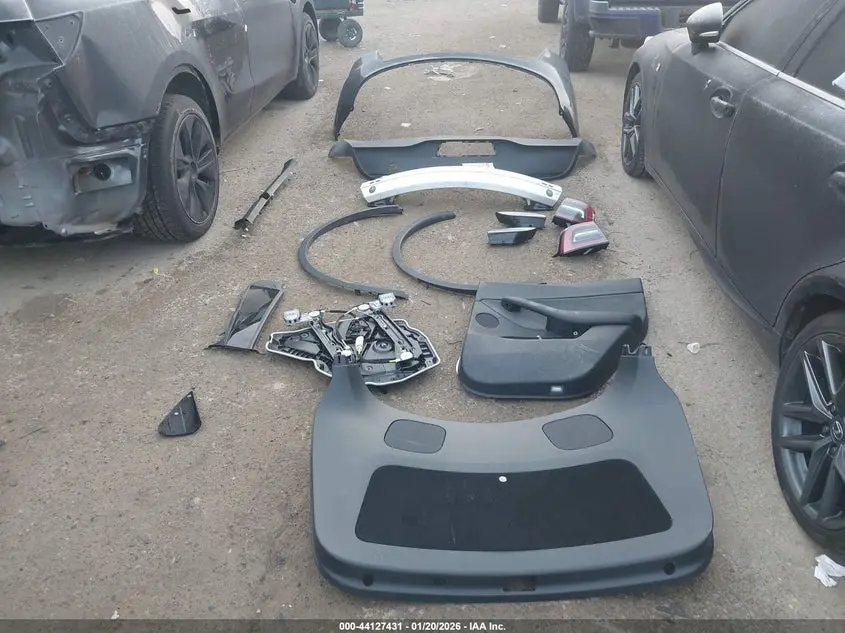 2025 TESLA MODEL Y LONG RANGE DUAL MOTOR ALL-WHEEL DRIVE