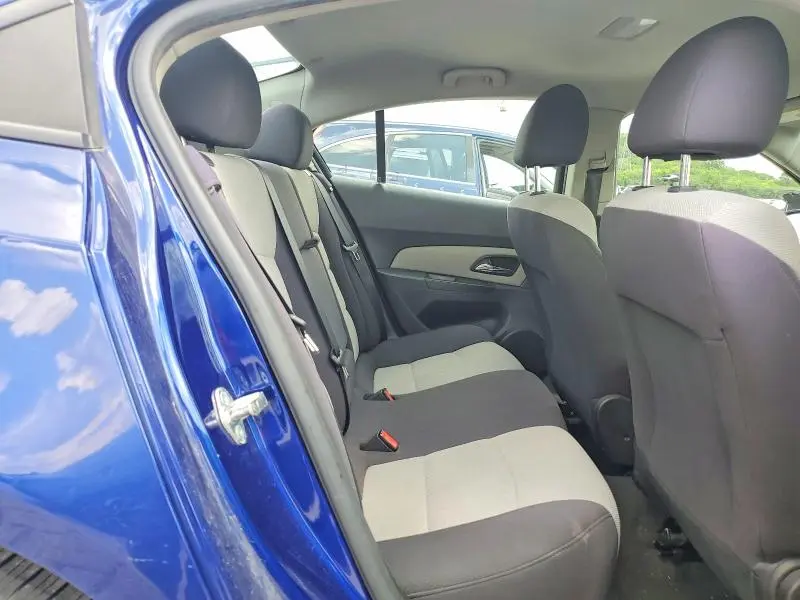 2013 CHEVROLET CRUZE LS  