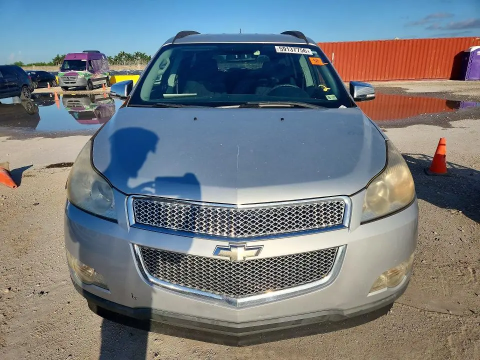 2012 CHEVROLET TRAVERSE LT  