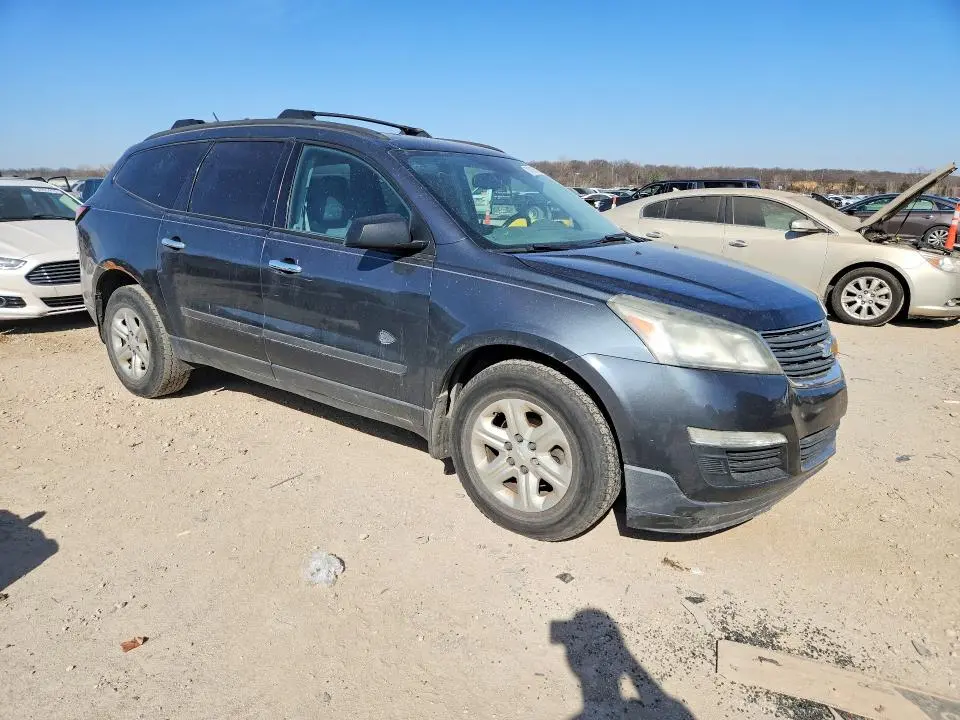 2013 CHEVROLET TRAVERSE LS  