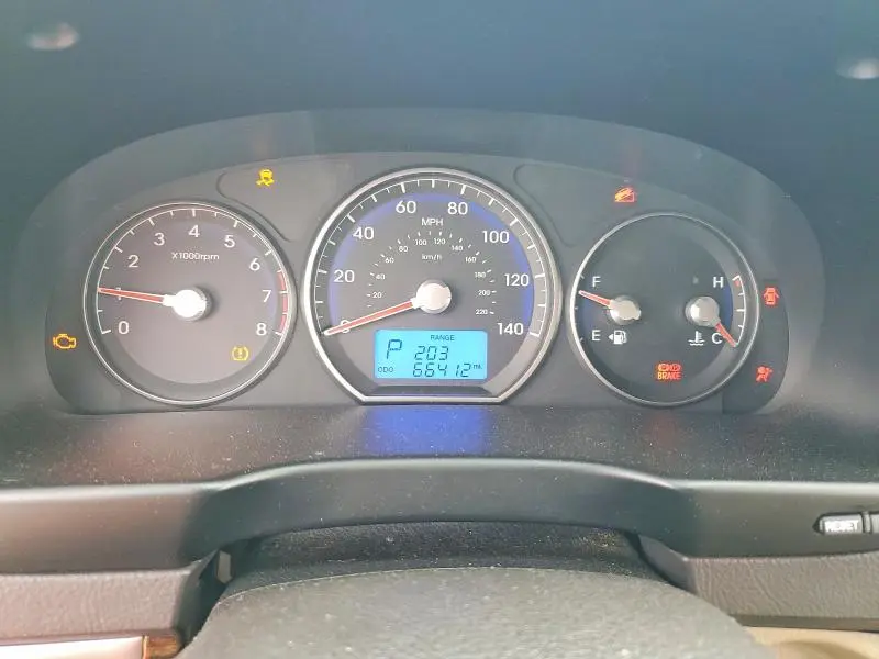 2012 HYUNDAI SANTA FE GLS  