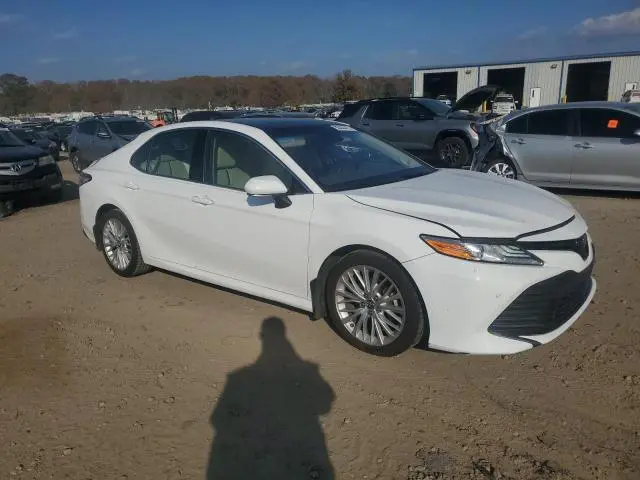 2018 TOYOTA CAMRY XSE  