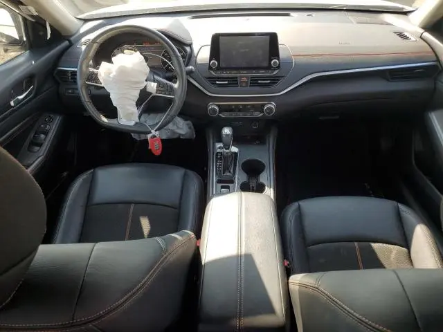 2022 NISSAN ALTIMA SR  