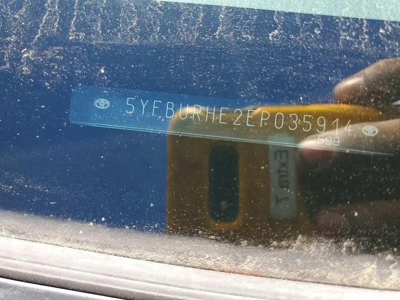 2014 TOYOTA COROLLA LE  