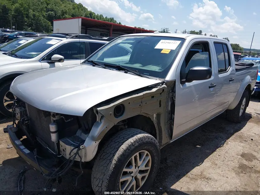 2015 NISSAN FRONTIER SV