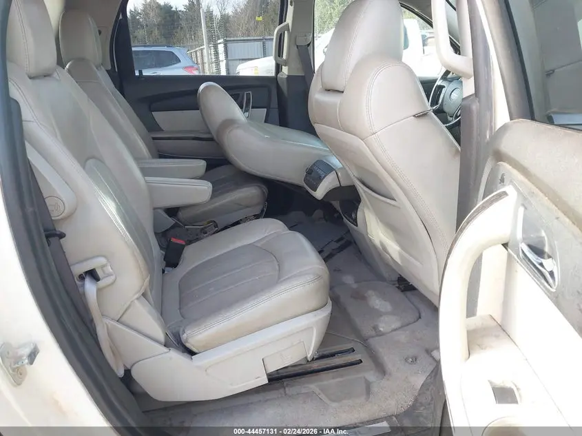 2012 GMC ACADIA DENALI