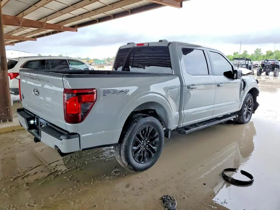 2024 FORD F150 XLT  