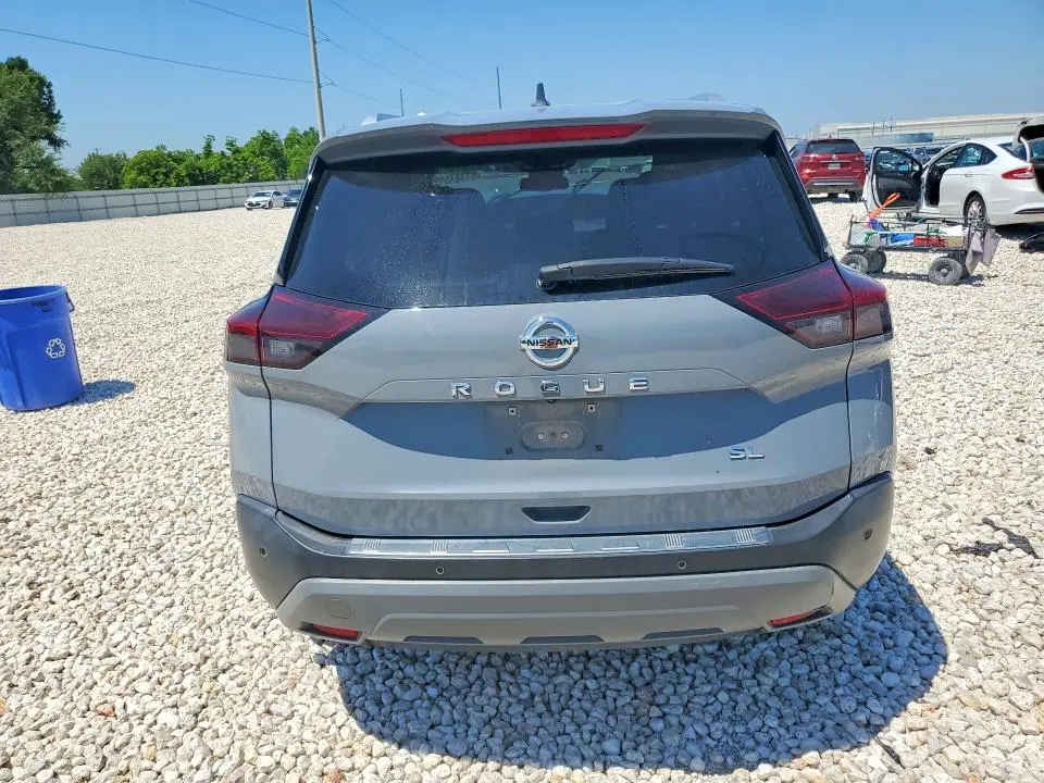 2021 NISSAN ROGUE SL  