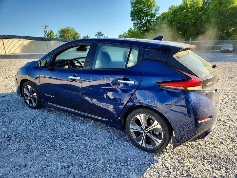 2018 NISSAN LEAF SV  