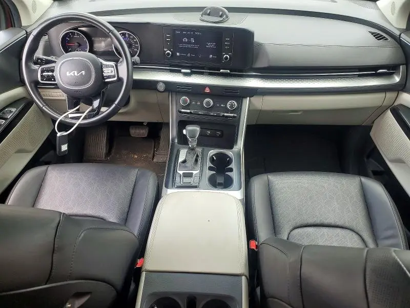2022 KIA CARNIVAL LX  