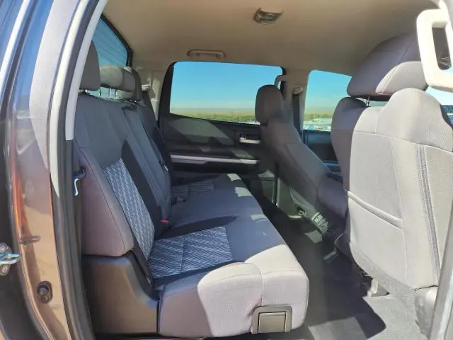 2020 TOYOTA TUNDRA CREWMAX SR5  