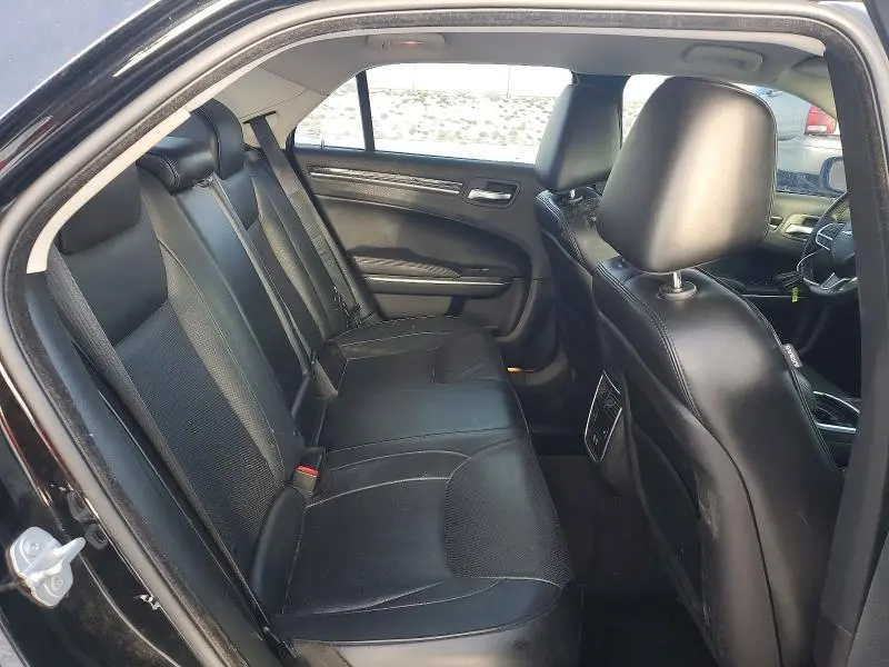 2018 CHRYSLER 300 LIMITED  