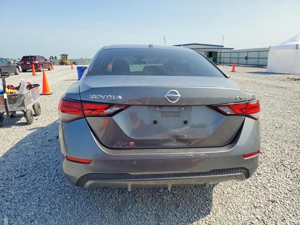 2021 NISSAN SENTRA SV  