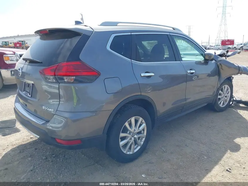 2017 NISSAN ROGUE SV