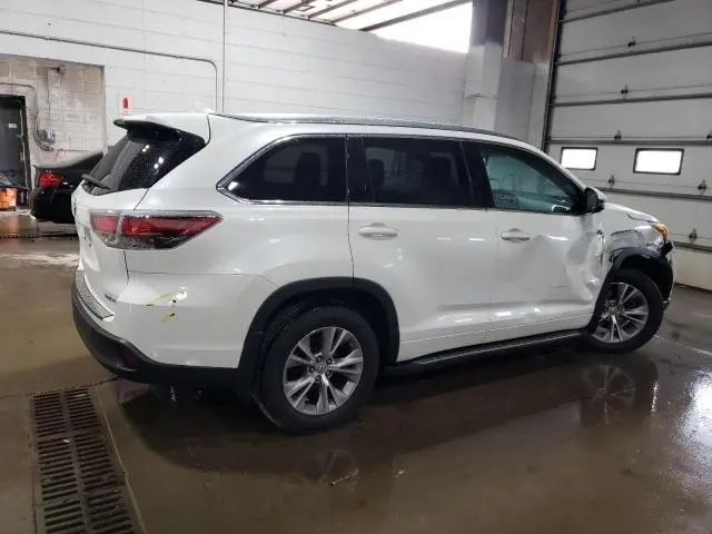 2015 TOYOTA HIGHLANDER XLE  