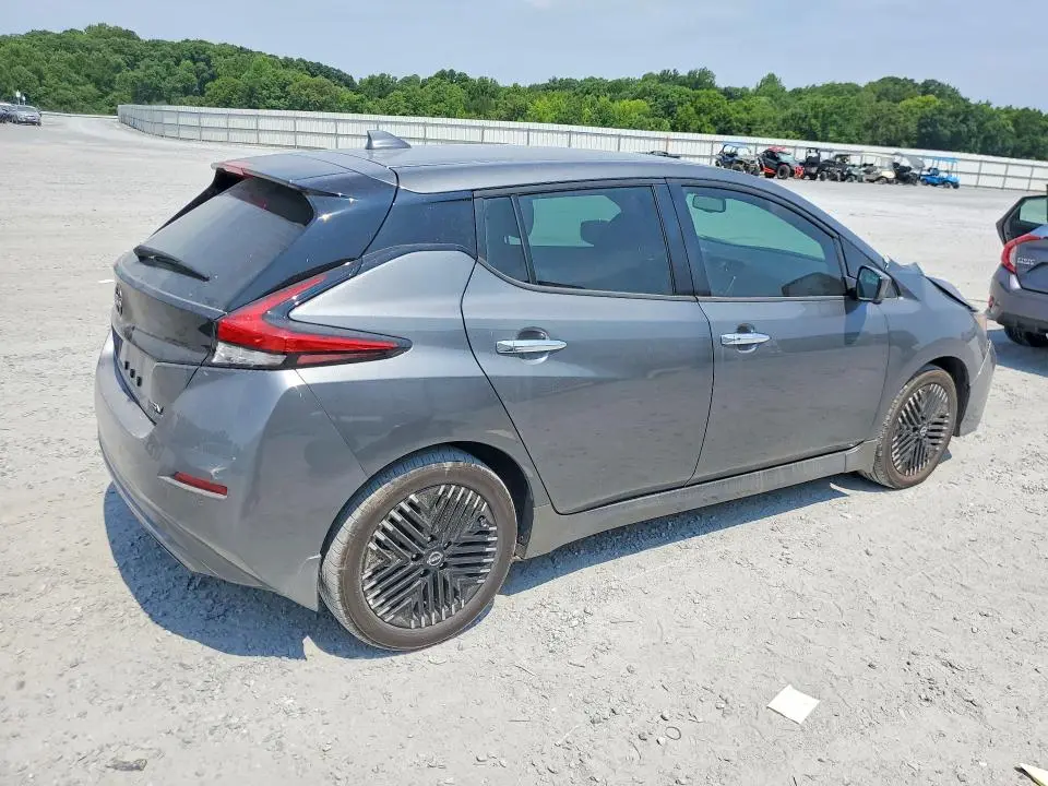 2025 NISSAN LEAF SV PLUS  