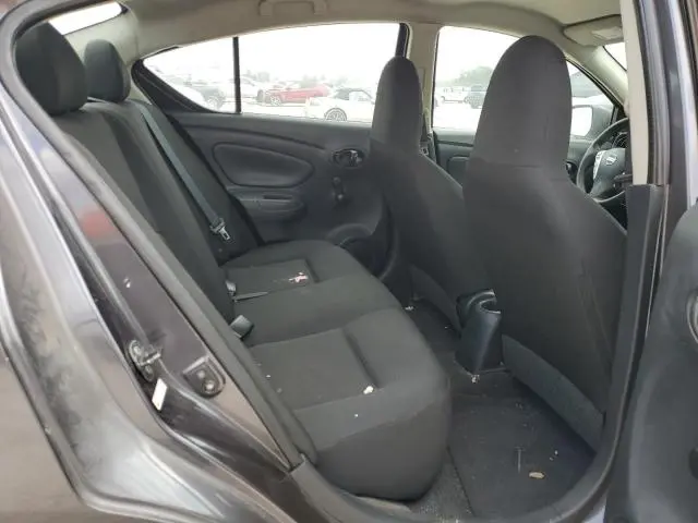 2015 NISSAN VERSA S  