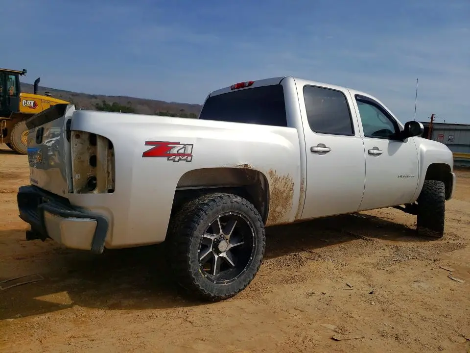 2010 CHEVROLET SILVERADO K1500 LT  