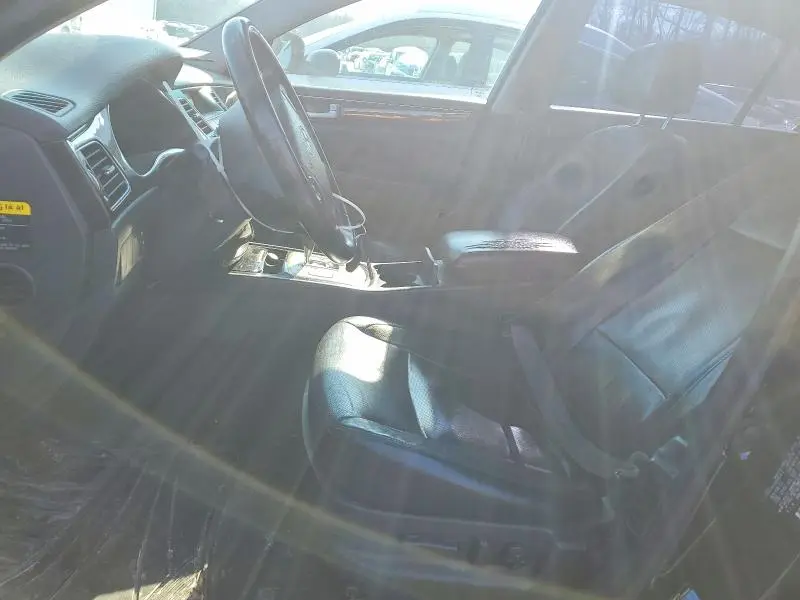 2013 HYUNDAI GENESIS 3.8L  