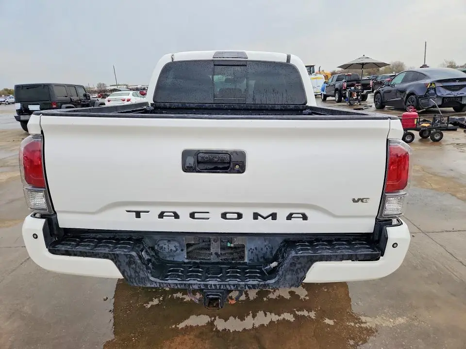 2021 TOYOTA TACOMA TRD SPORT  