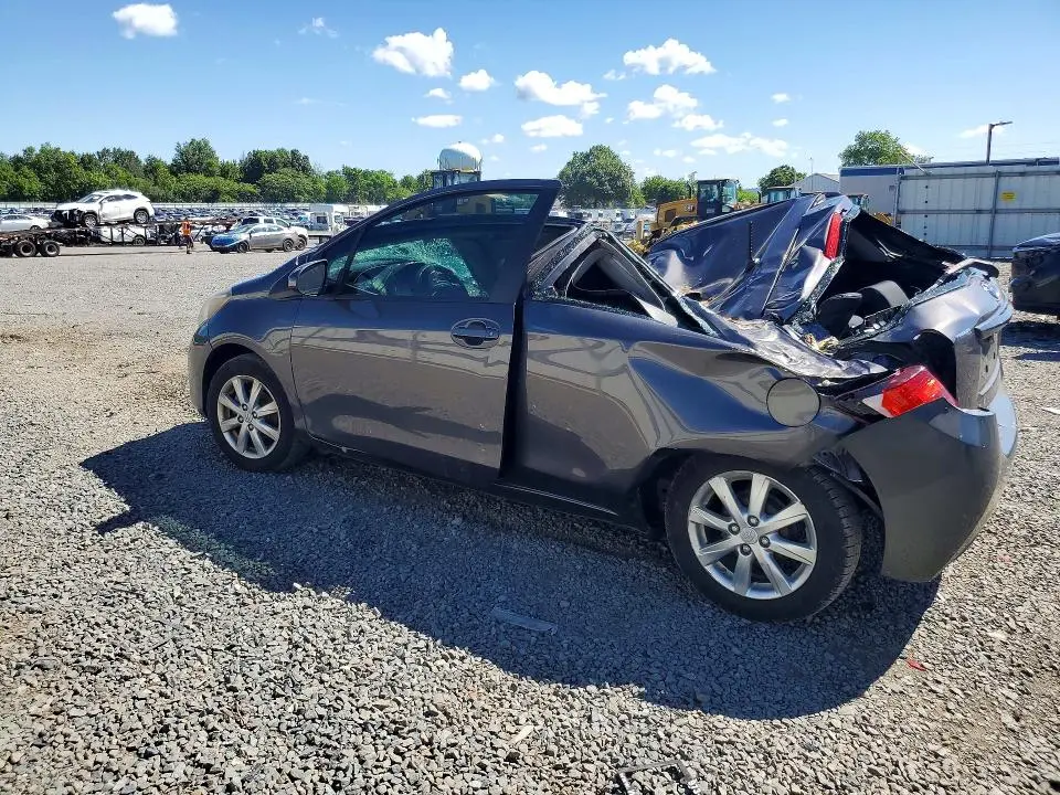 2015 TOYOTA YARIS 3-DOOR LE  