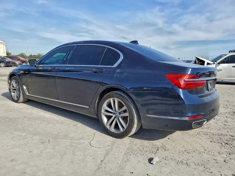 2018 BMW 750 I  