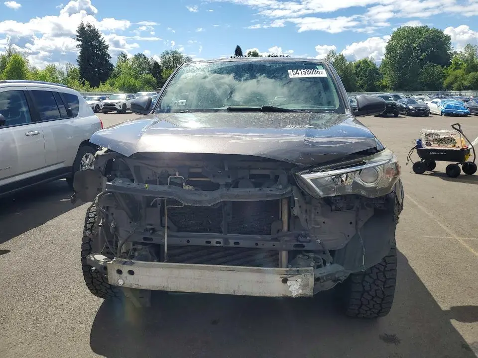 2015 TOYOTA 4RUNNER SR5  