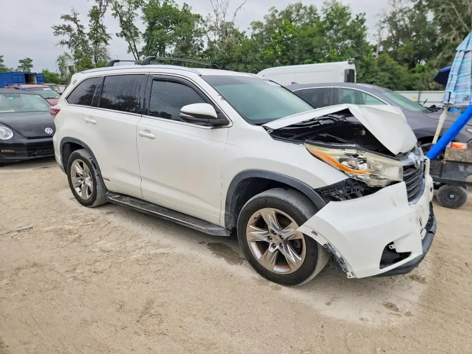 2014 TOYOTA HIGHLANDER XLE  