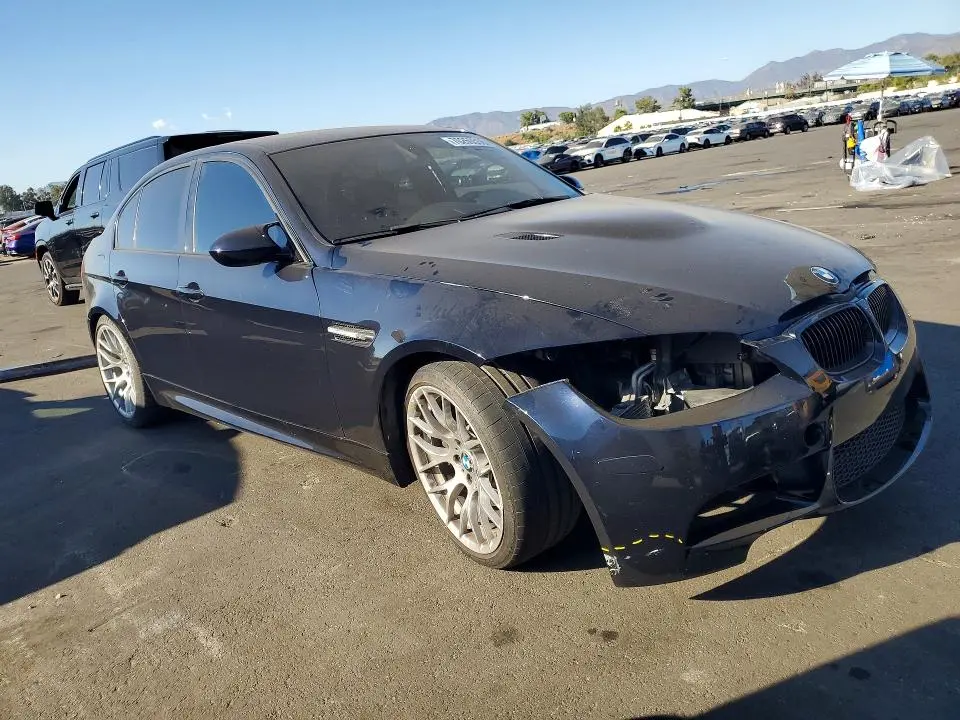 2011 BMW M3   