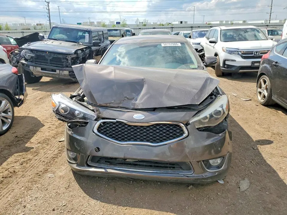2015 KIA CADENZA   