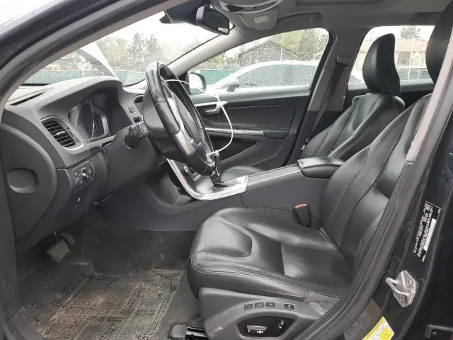 2015 VOLVO V60 PREMIER+  