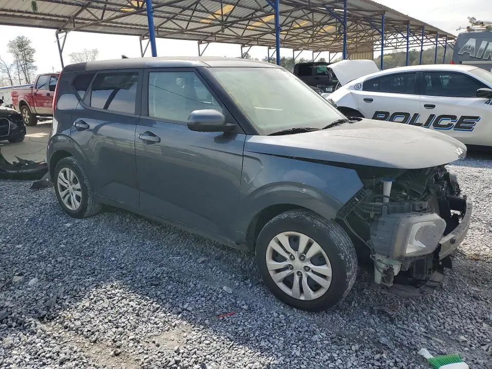 2022 KIA SOUL LX  