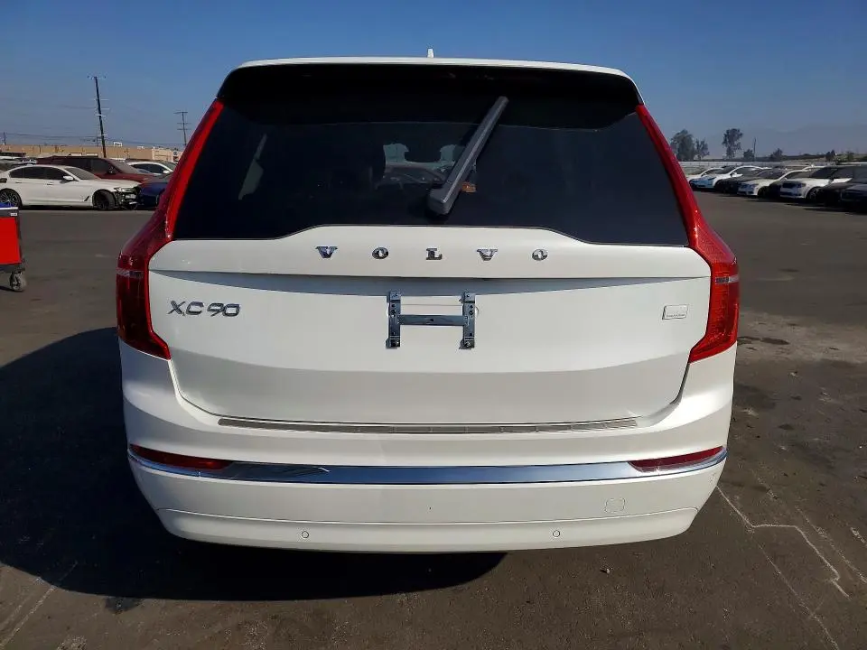 2024 VOLVO XC90 T8 RECHARGE  