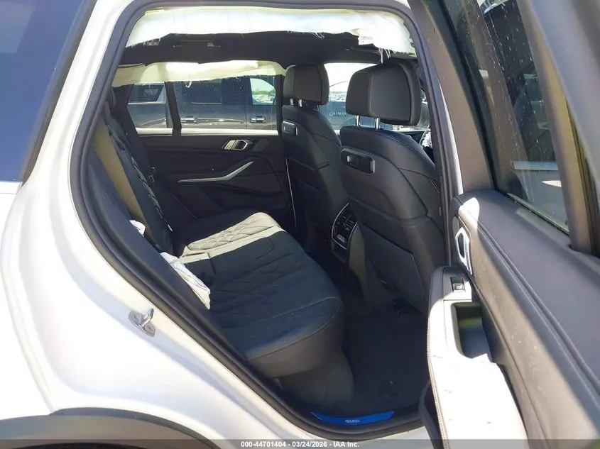 2025 BMW X5 SDRIVE40I