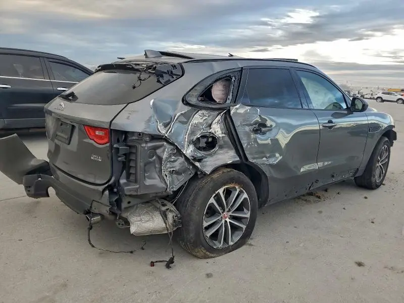 2018 JAGUAR F-PACE PREMIUM  