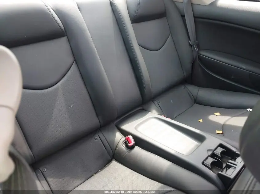 2013 INFINITI G37 JOURNEY