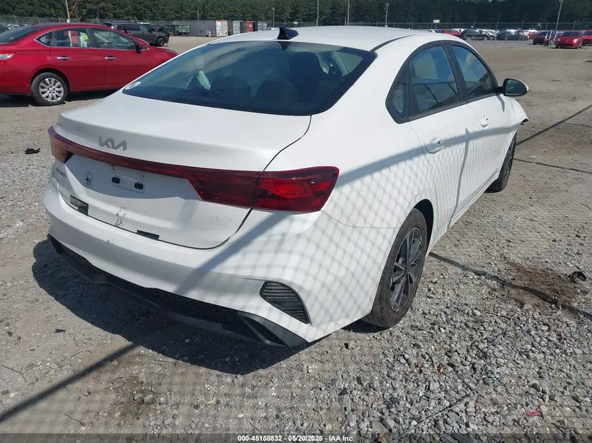 2024 KIA FORTE LXS