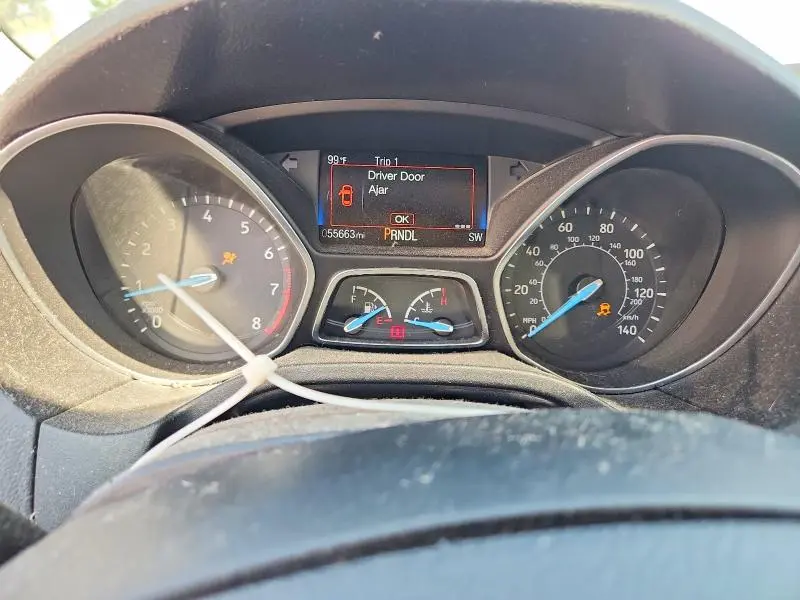 2017 FORD FOCUS SE  