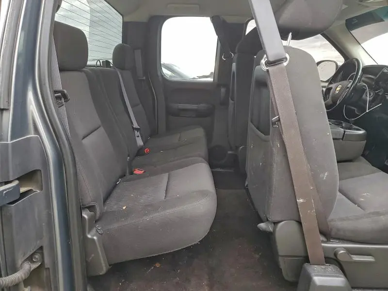 2011 CHEVROLET SILVERADO K1500 LT  